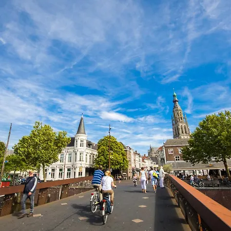 Apartment Comfortable Room w Private Bathroom&Fast WiFi *