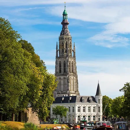 Comfortable Bed, Private Bathroom, And Fast Wifi * Raamsdonksveer