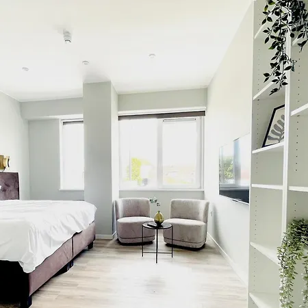 Comfortable W Private Bathroom & Fast Wifi Casa de Férias