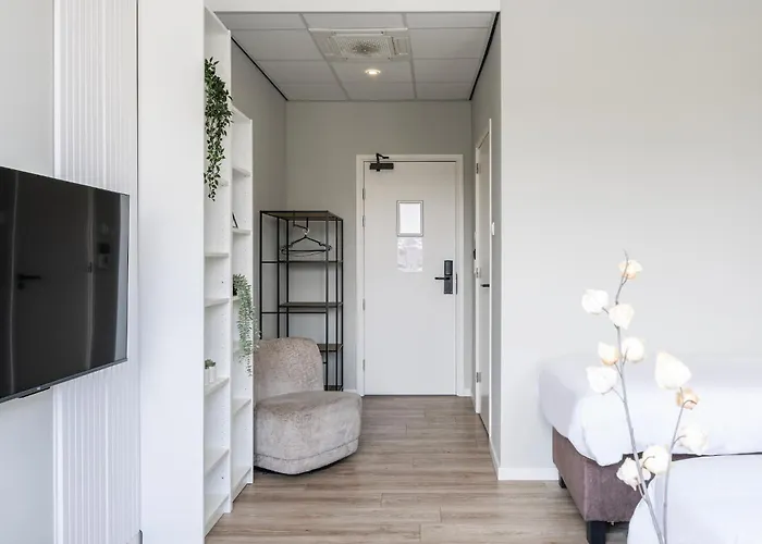 Comfortable Room w Private Bathroom&Fast WiFi