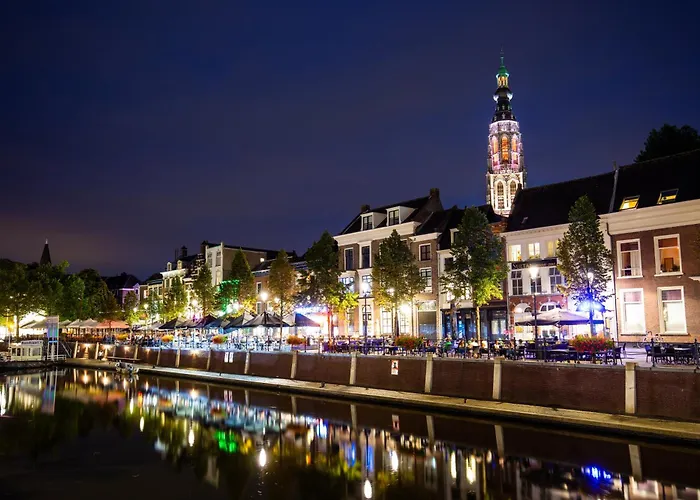 Comfortable Room w Private Bathroom&Fast WiFi Apartment Raamsdonksveer